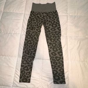 NVGTN Grey/Green Animal Print High-Rise Leggings Size XS